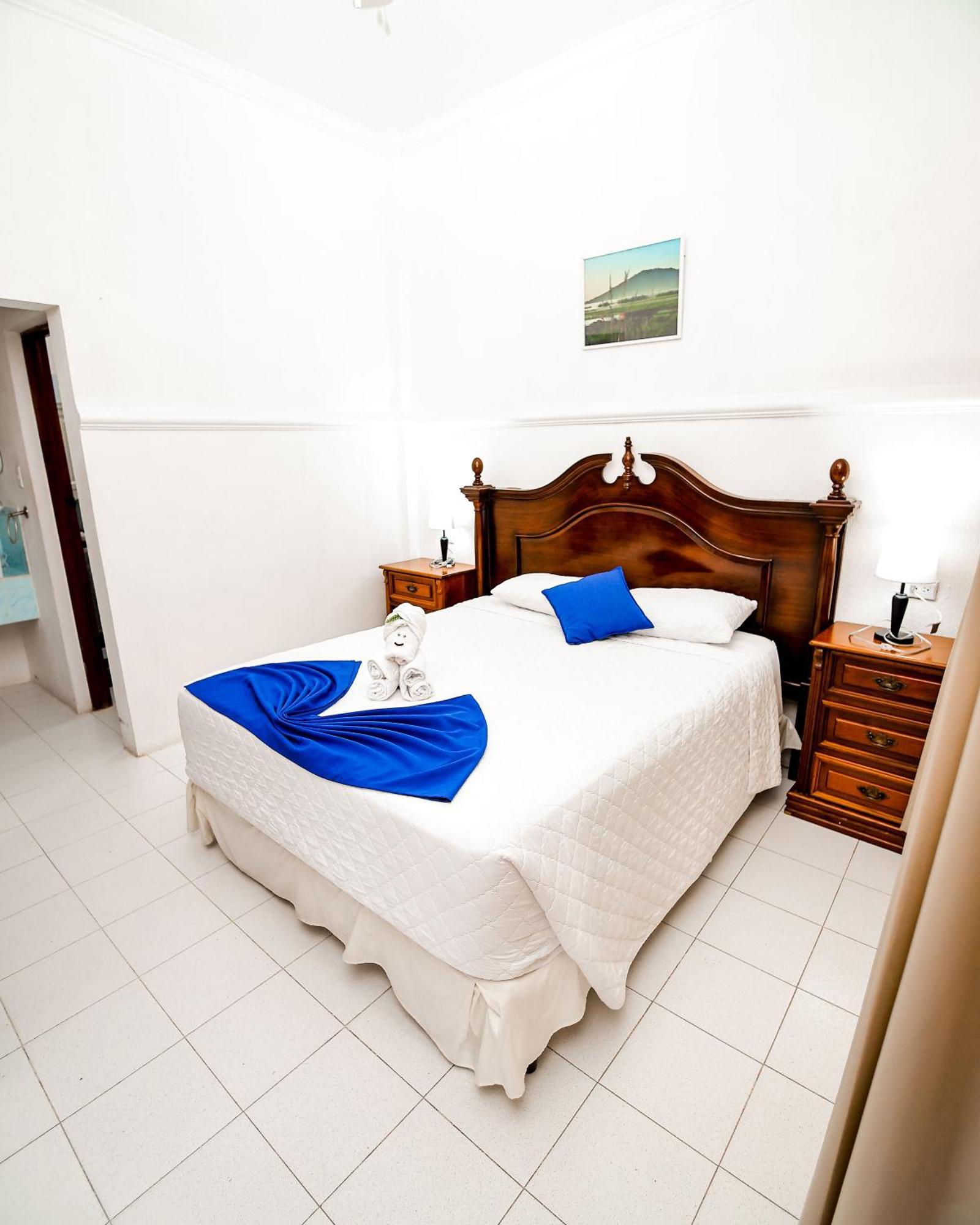 Hotel Villa Del Lago Flores Dış mekan fotoğraf