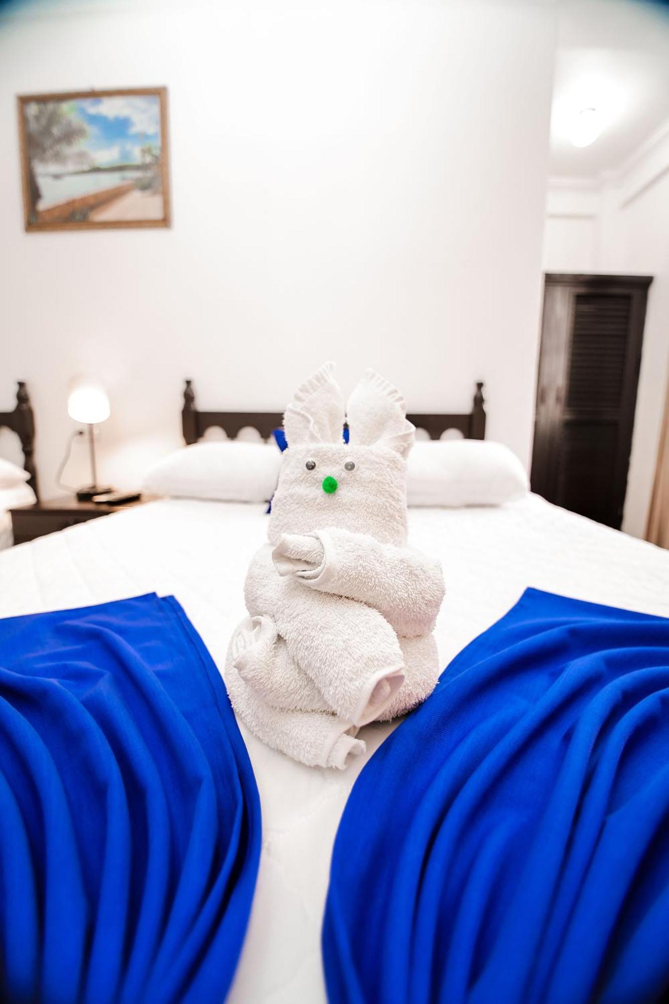 Hotel Villa Del Lago Flores Dış mekan fotoğraf