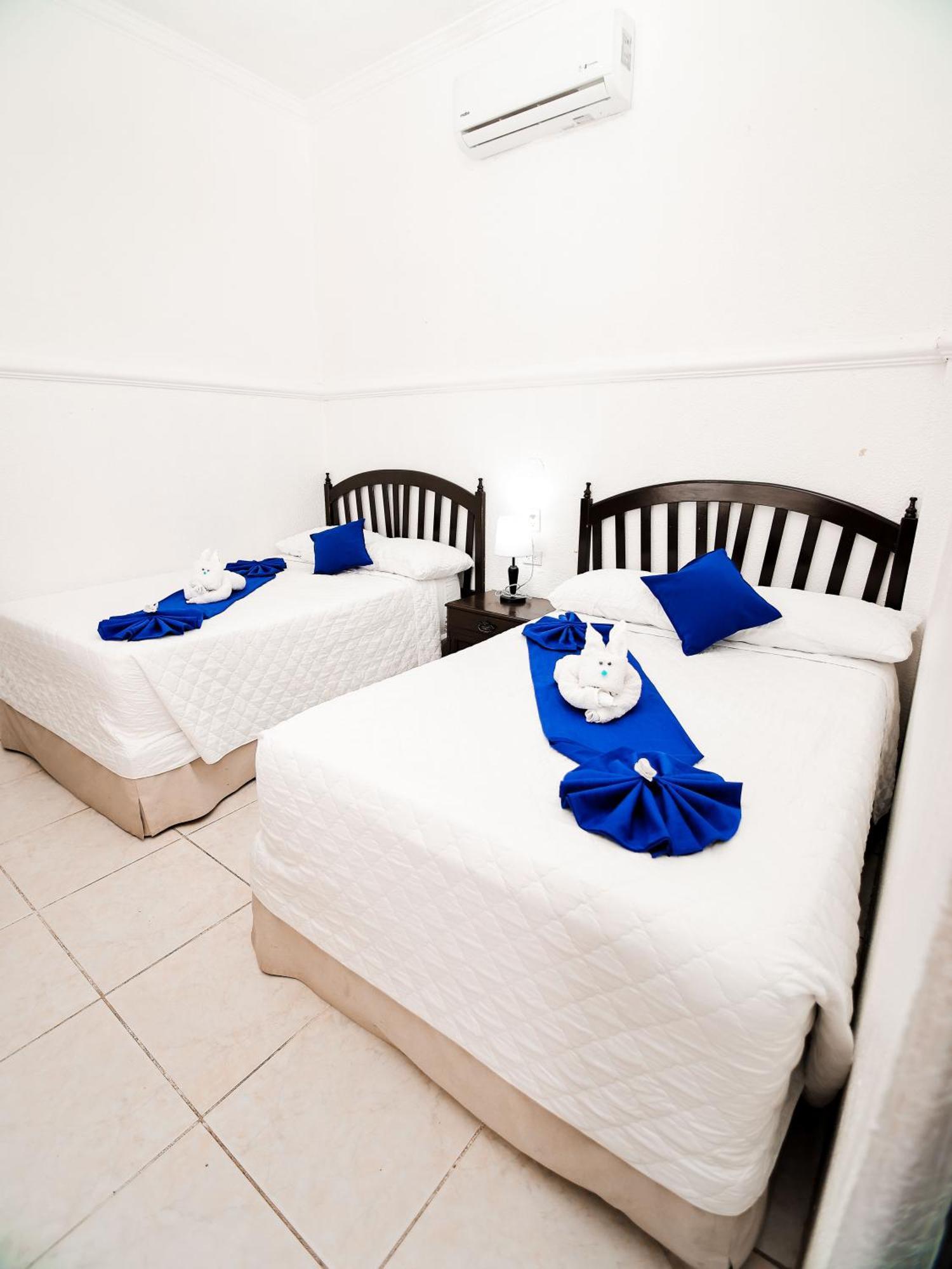 Hotel Villa Del Lago Flores Dış mekan fotoğraf