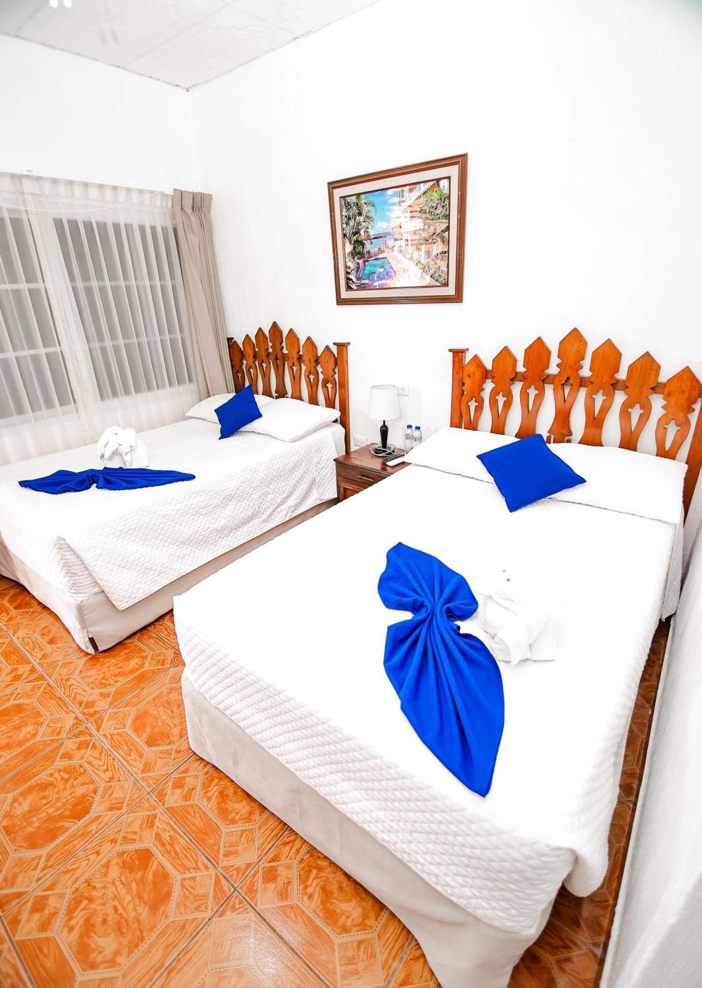 Hotel Villa Del Lago Flores Dış mekan fotoğraf