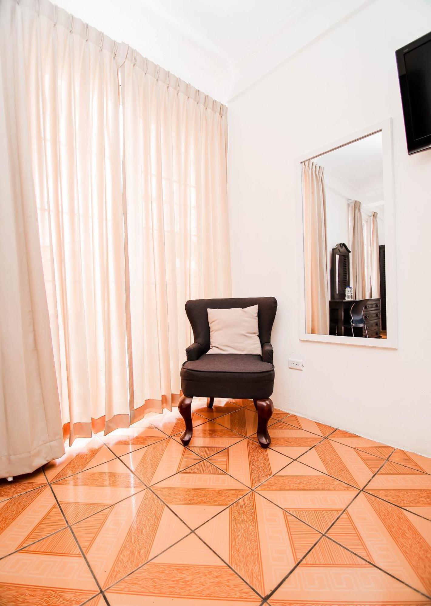 Hotel Villa Del Lago Flores Dış mekan fotoğraf