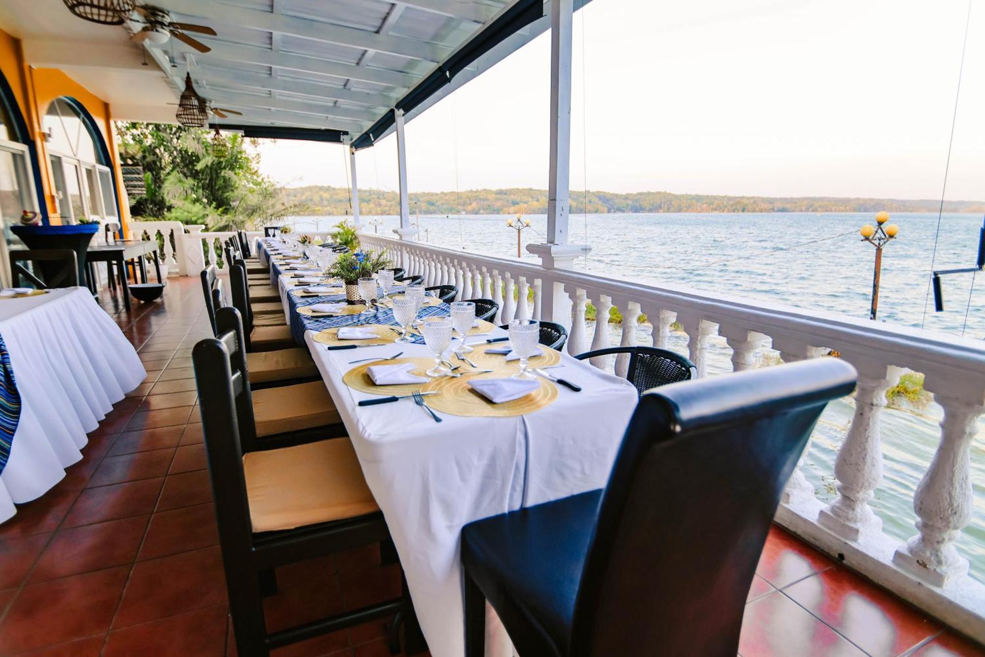 Hotel Villa Del Lago Flores Dış mekan fotoğraf