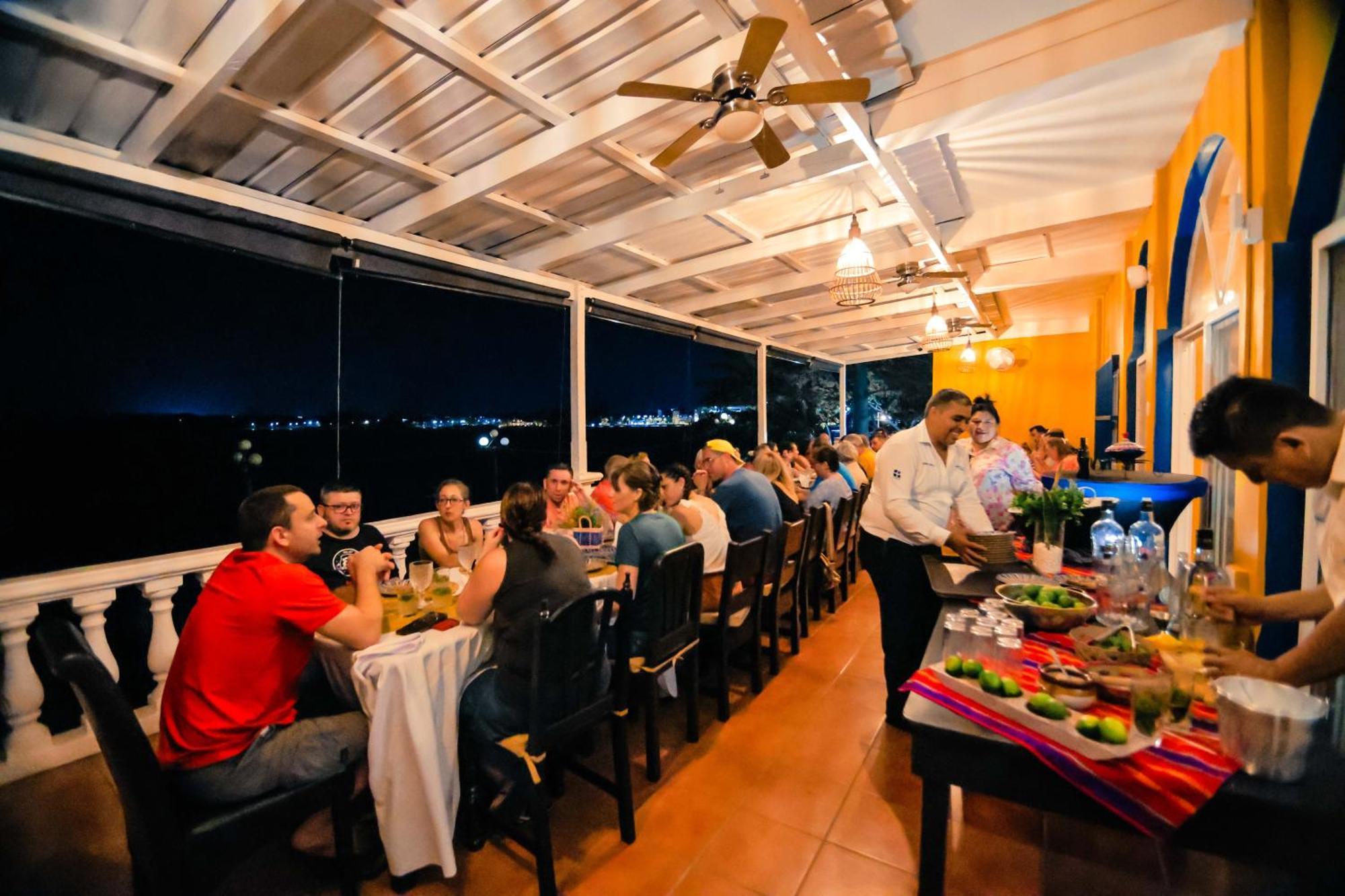 Hotel Villa Del Lago Flores Dış mekan fotoğraf